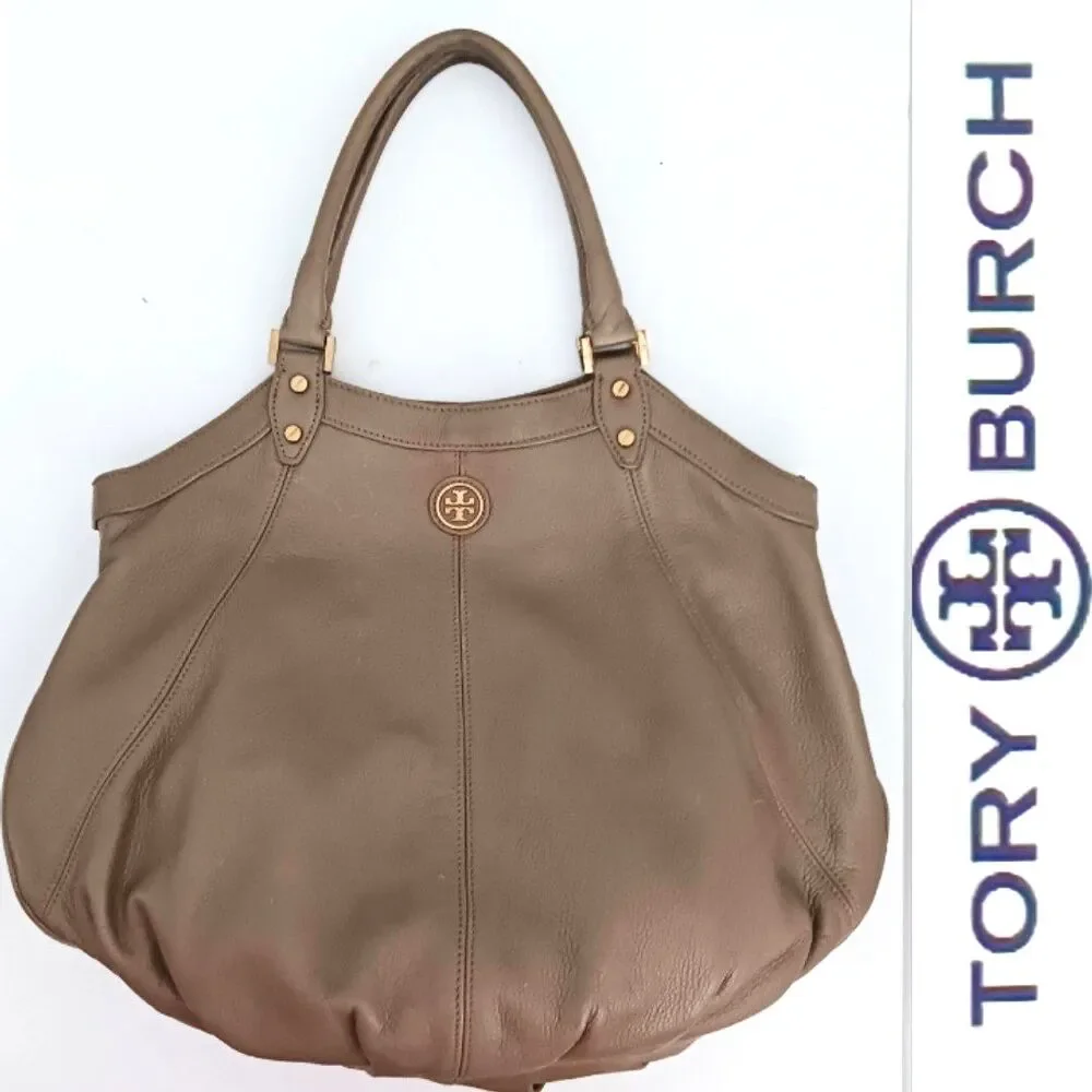 Tory Burch Dakota Lg Hobo Satchel Clay Beige Pebbled Leather Gold Logo w Dustbag